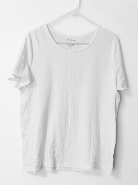 White Stag White Short Sleeve Crewneck Tee Size XL (16-18)